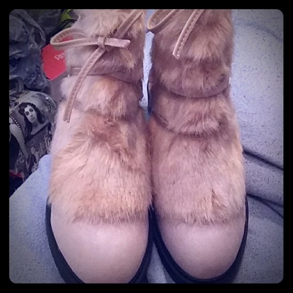 Shoes - Pink suede and faux fur ankle high boots